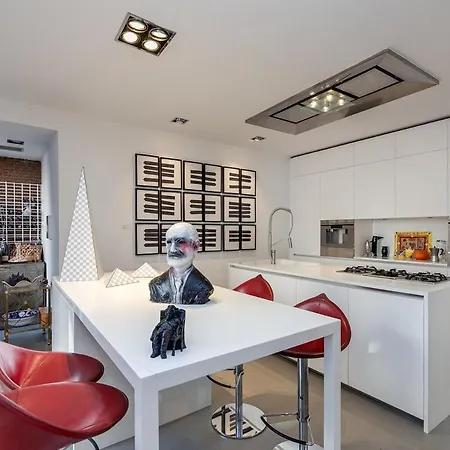 Skyline Heights Апартаменты